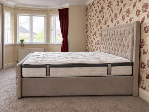 Luxury Beige Chesterfield Diamond Tufted Ottoman Storage Bed Set