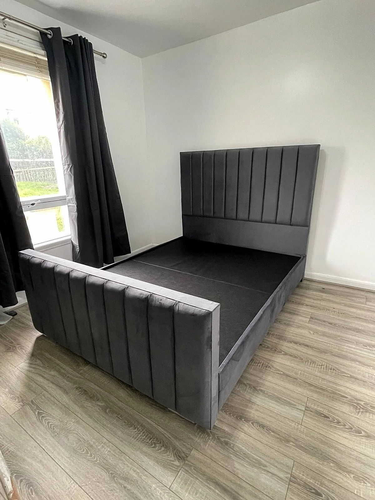 Ottoman Bed (With Footboard) in Grey
